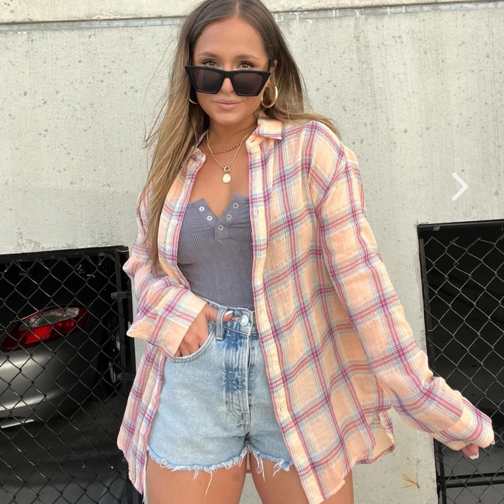 Chic By Ally B button down top